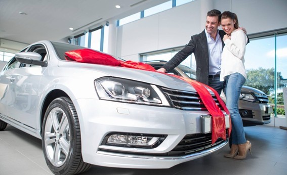 Pagar al contado o financiar tu coche. ¿Que conviene más?